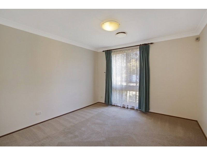 5 Hickey Place, Mount Annan NSW 2567