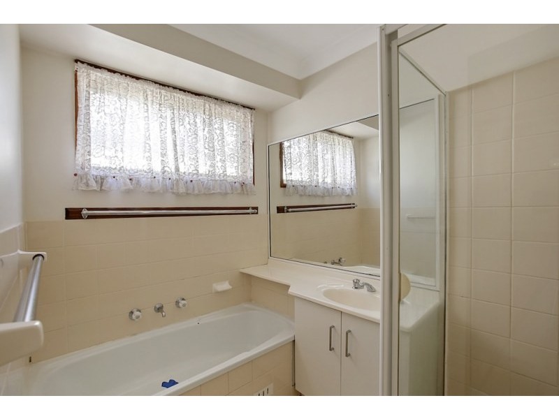 5 Hickey Place, Mount Annan NSW 2567