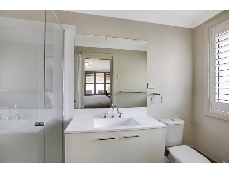 68 Moyengully Avenue, Mount Annan NSW 2567