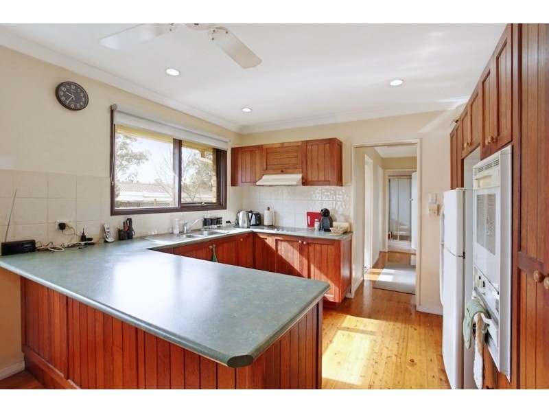 2 Megalong Crescent, Campbelltown NSW 2560