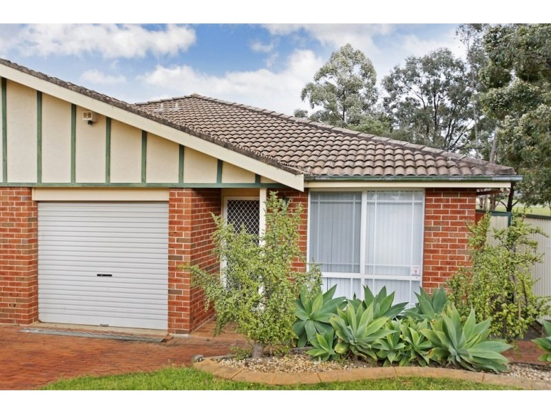 2/9 Hercules Road, Raby NSW 2566