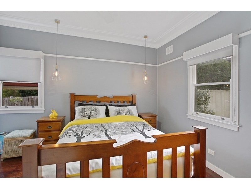 1 Kimbarra Avenue, Camden NSW 2570
