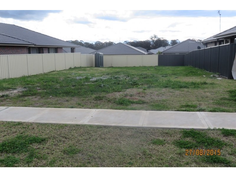 35 Plymouth Boulevard, Spring Farm NSW 2570