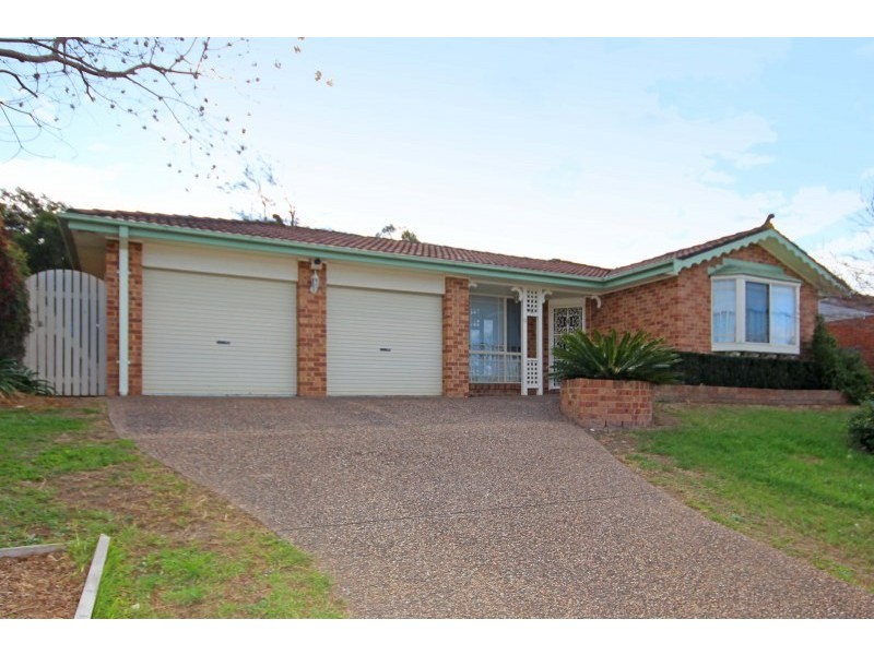 12 Scobie Place, Mount Annan NSW 2567