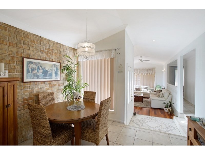 2/6 Garie Close, Woodbine NSW 2560