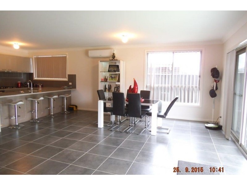 43 Garton Road, Spring Farm NSW 2570