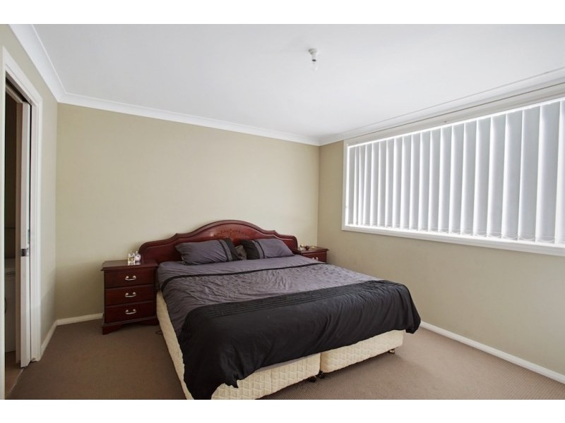 39 Young Circuit, Elderslie NSW 2570