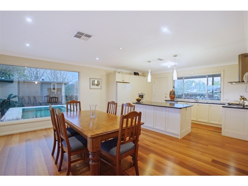 6 Purcell Street, Elderslie NSW 2570