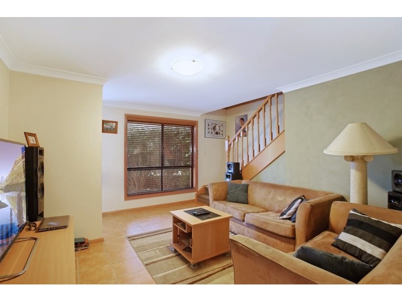 6 Buna Close, Mount Annan NSW 2567