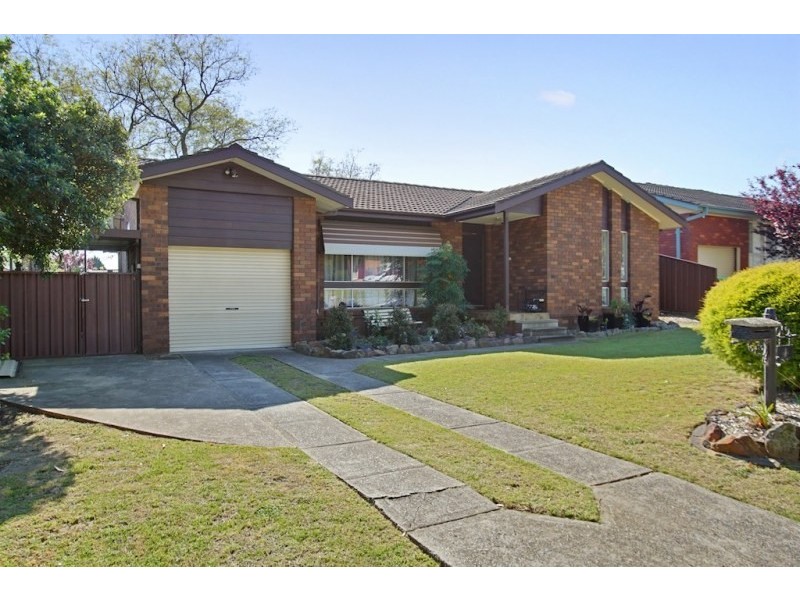 9 Templeton Road, Elderslie NSW 2570