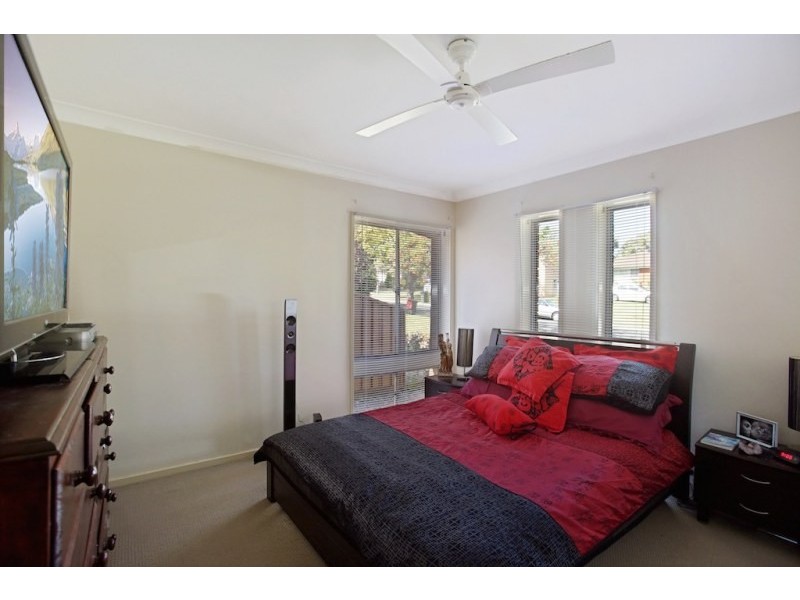 9 Templeton Road, Elderslie NSW 2570