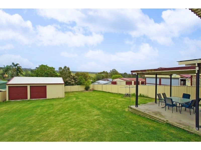 17 John Street, The Oaks NSW 2570