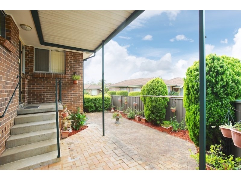 16/63 Fuchsia Crescent, Macquarie Fields NSW 2564
