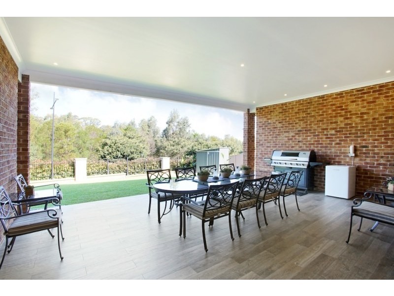 35 Hawthorne Circuit, Harrington Park NSW 2567