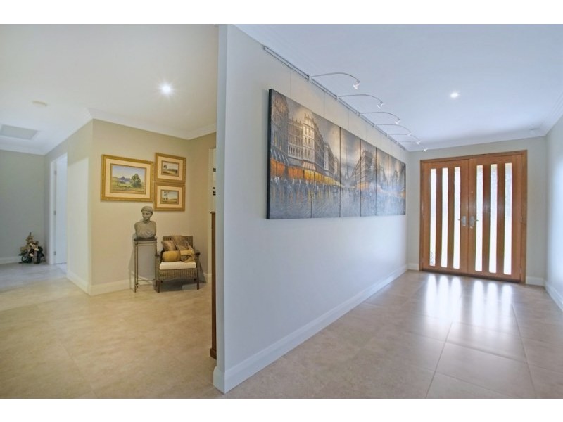 35 Hawthorne Circuit, Harrington Park NSW 2567