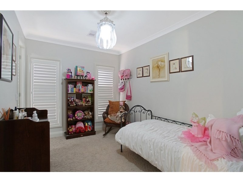 35 Hawthorne Circuit, Harrington Park NSW 2567