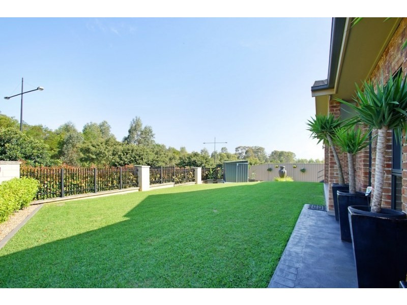35 Hawthorne Circuit, Harrington Park NSW 2567