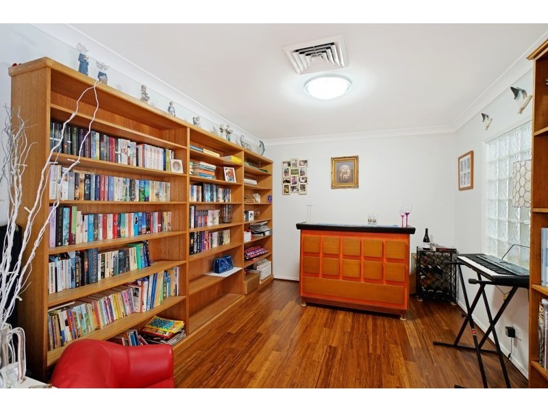 17 Edward Howe Place, Narellan Vale NSW 2567