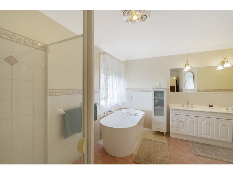 17 Edward Howe Place, Narellan Vale NSW 2567