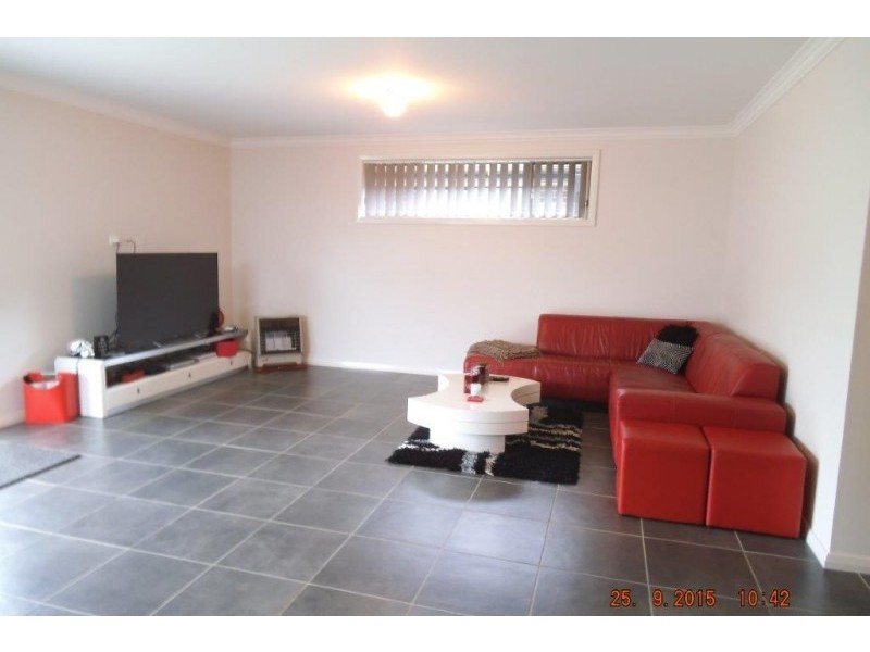 43 Garton Road, Spring Farm NSW 2570