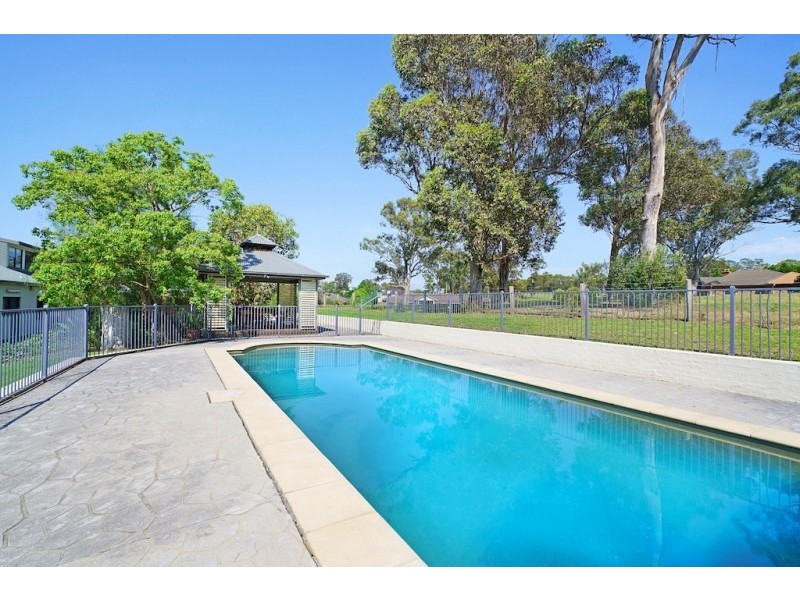 1 The Glade, Kirkham NSW 2570