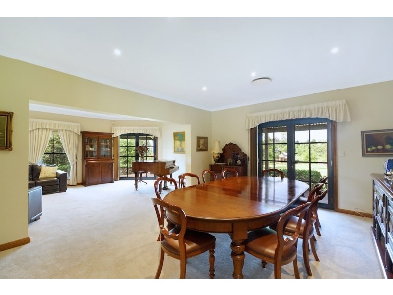 1 The Glade, Kirkham NSW 2570