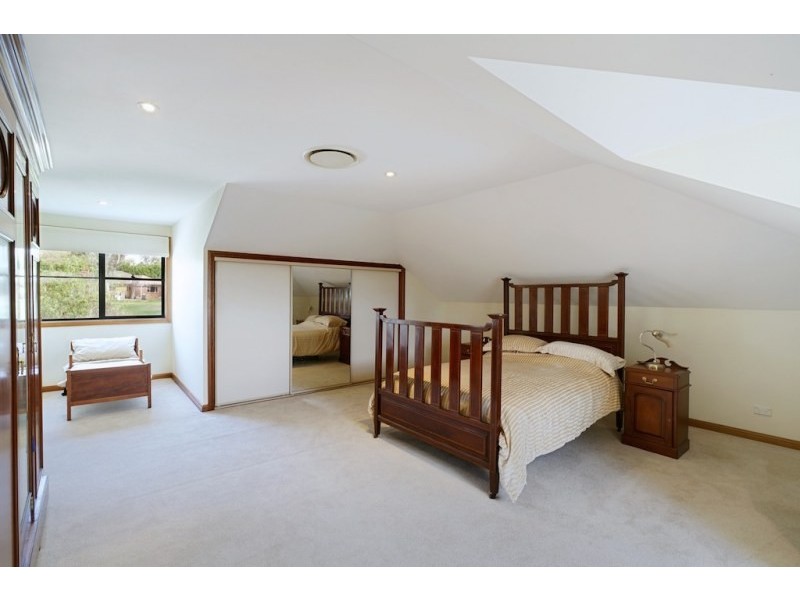 1 The Glade, Kirkham NSW 2570