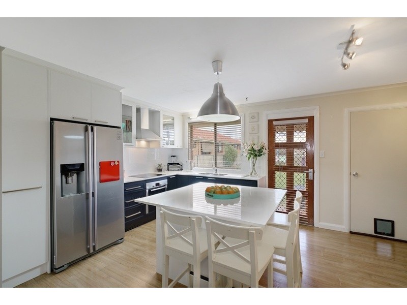 10 Lawson Avenue, Camden South NSW 2570