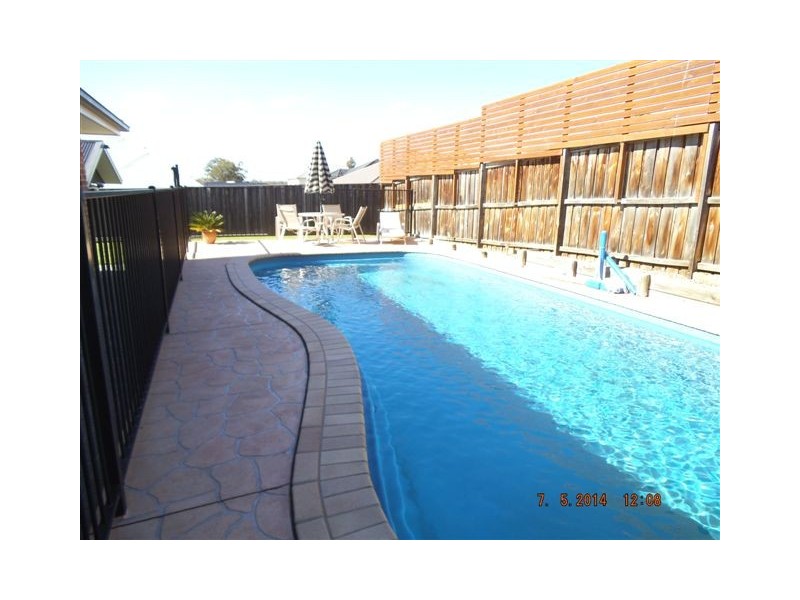 24 Bridgewater Boulevard, Camden Park NSW 2570