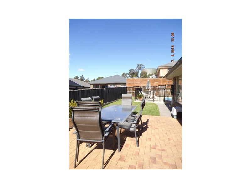 24 Bridgewater Boulevard, Camden Park NSW 2570