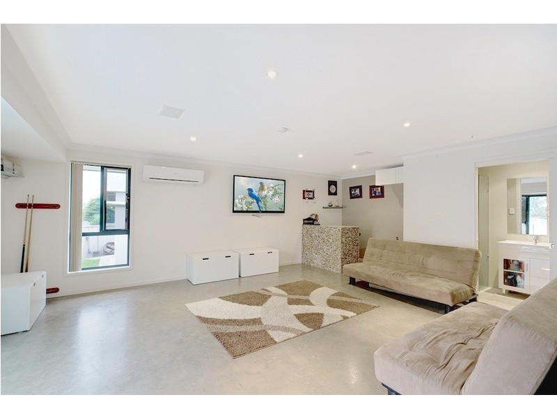 11 Elliotdale Close, Elderslie NSW 2570