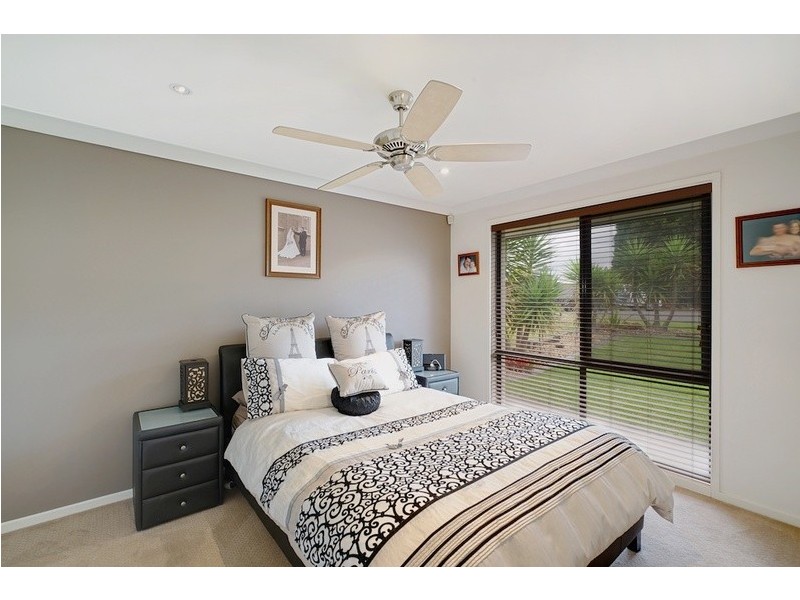 11 Elliotdale Close, Elderslie NSW 2570