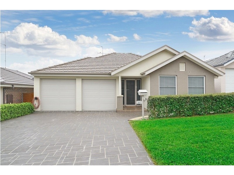 28 Condron Circuit, Elderslie NSW 2570