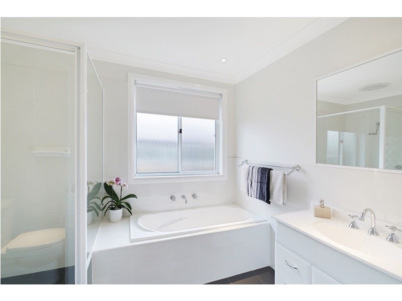 28 Condron Circuit, Elderslie NSW 2570