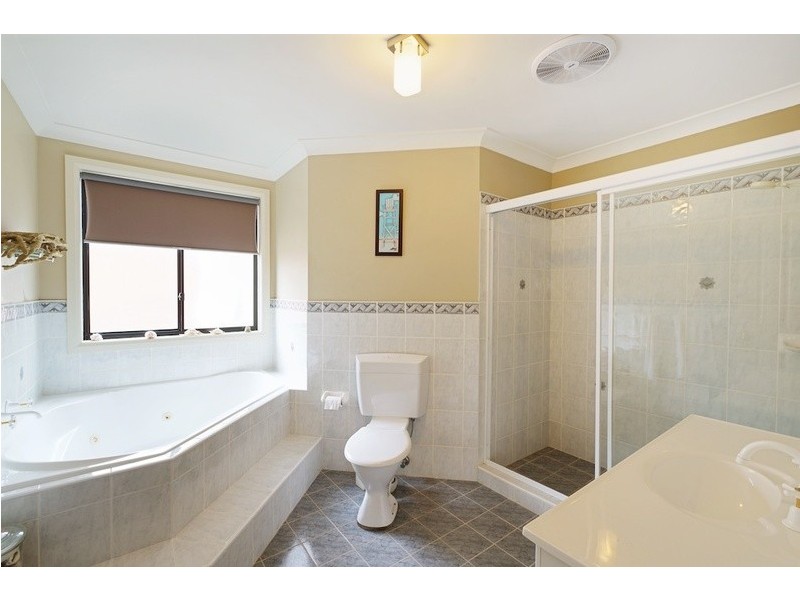 6 Lady Anne Way, Narellan Vale NSW 2567
