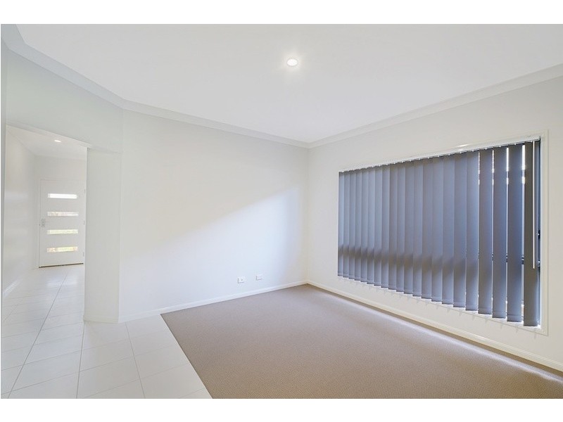 14 Richards Loop, Oran Park NSW 2570