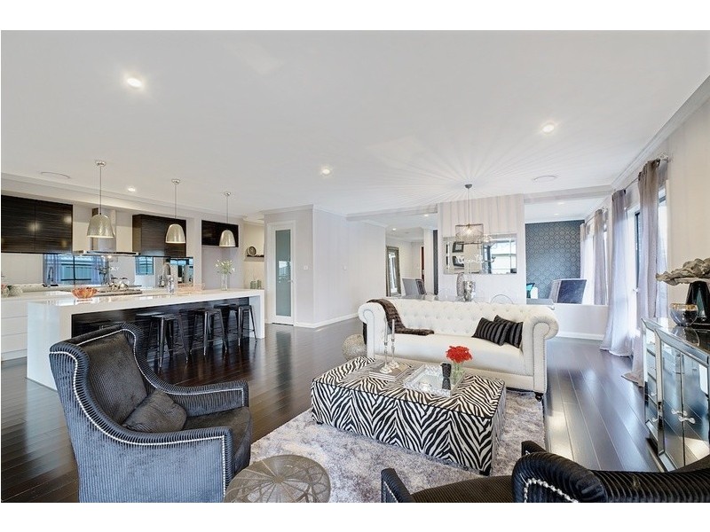 10 Dargin Close, Harrington Park NSW 2567
