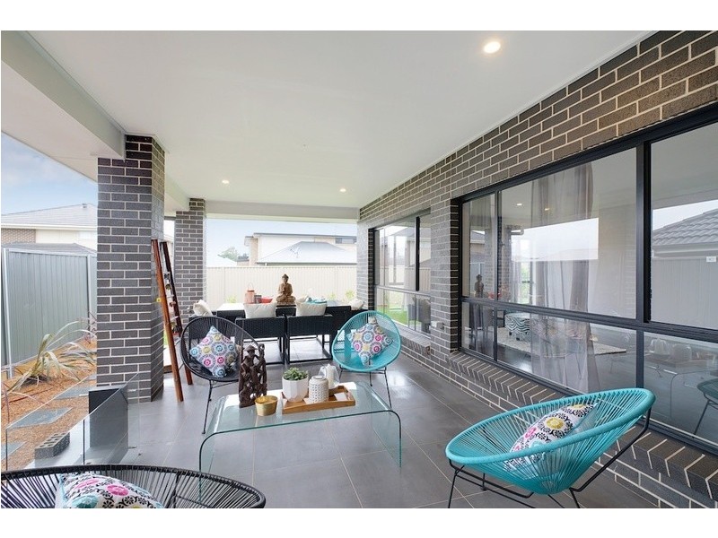 10 Dargin Close, Harrington Park NSW 2567