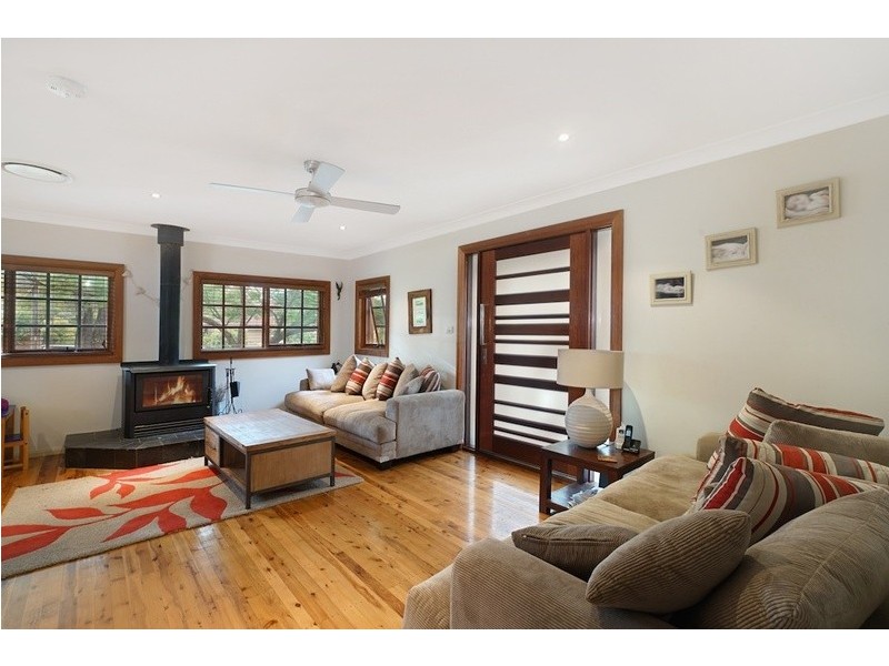 6 Bowman Avenue, Camden South NSW 2570