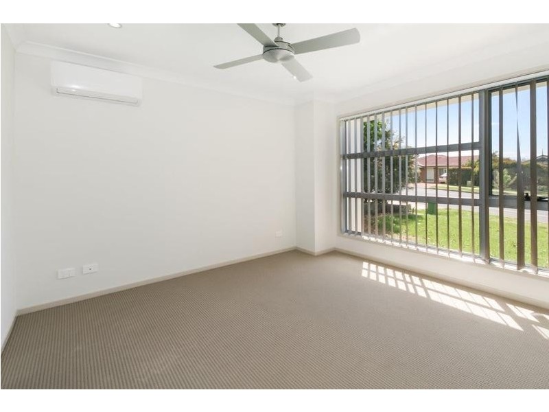 116A Holdsworth Drive, Mount Annan NSW 2567