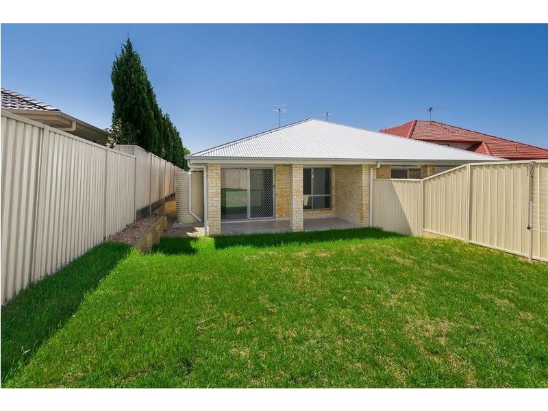116A Holdsworth Drive, Mount Annan NSW 2567