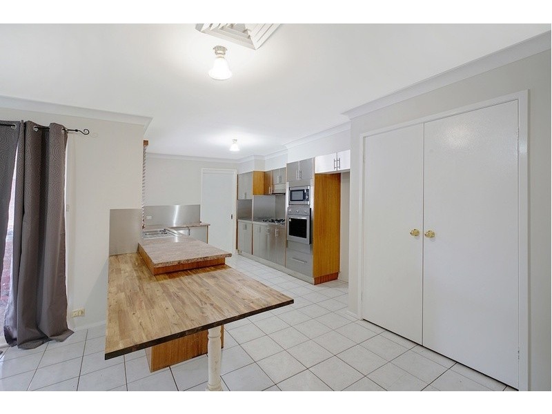 10 Ridge View Place, Narellan NSW 2567