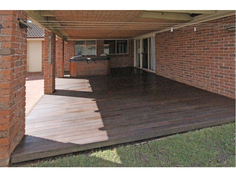 10 Ridge View Place, Narellan NSW 2567