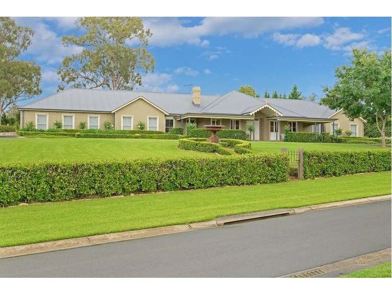 3 The Glade, Kirkham NSW 2570