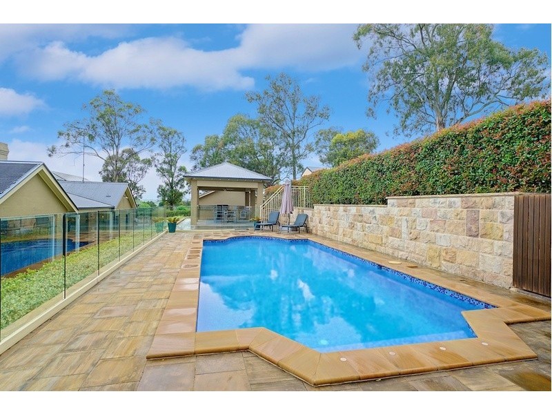 3 The Glade, Kirkham NSW 2570