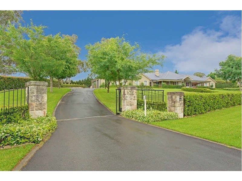 3 The Glade, Kirkham NSW 2570