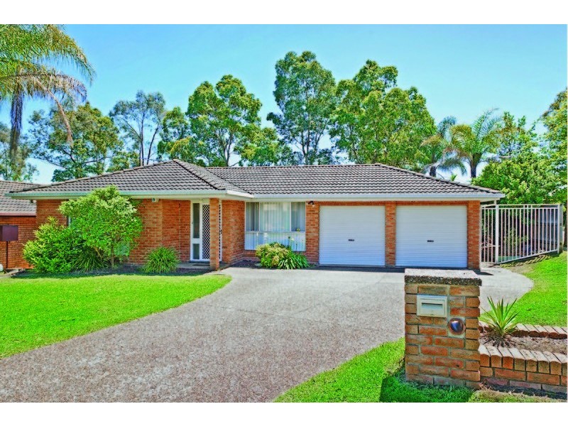 2 Hines Place, Mount Annan NSW 2567