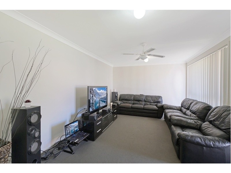 2 Hines Place, Mount Annan NSW 2567