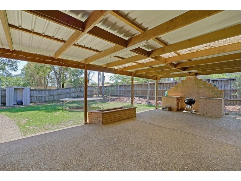 2 Hines Place, Mount Annan NSW 2567