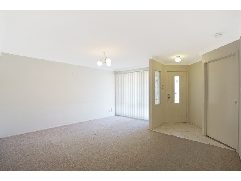 8 Stockman Road, Currans Hill NSW 2567